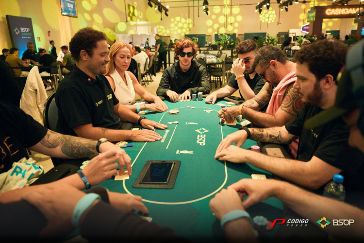 [LIVE] The Main Event of BSOP Summer in Costa Do Sauípe Explodes! - CodigoPoker