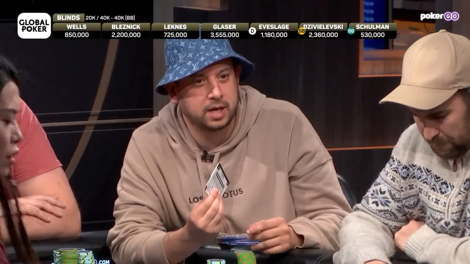 Jared Bleznick Started Opening NBA Card Packs In The Middle Of A Tournament - CodigoPoker