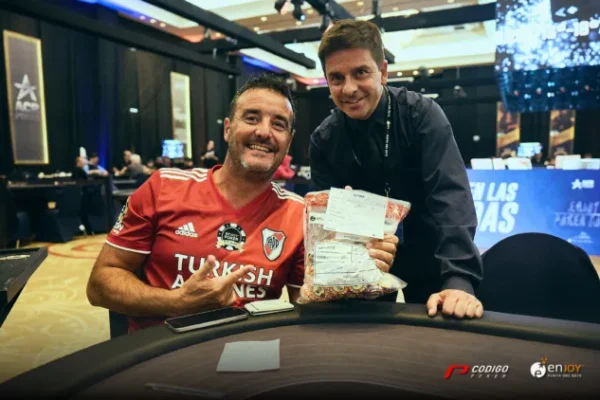 Enjoy Poker Tour: Fernández And Serafini Led The Start Of The Main Event - CodigoPoker