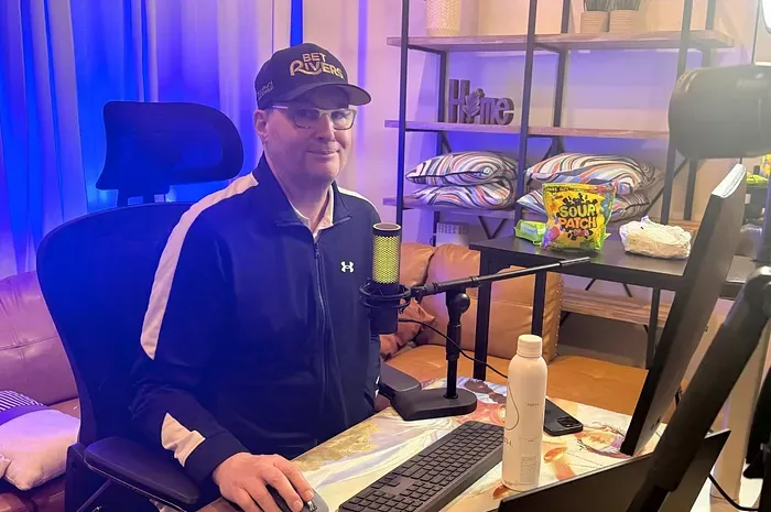 Phil Hellmuth Played Every Hand In An Online Poker Tournament - CodigoPoker
