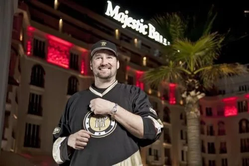 Phil Hellmuth And The Day He Achieved An Almost Impossible Double At The WSOP - CodigoPoker