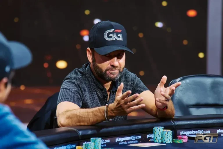 Are aliens visiting us? The new unusual debate opened by Daniel Negreanu