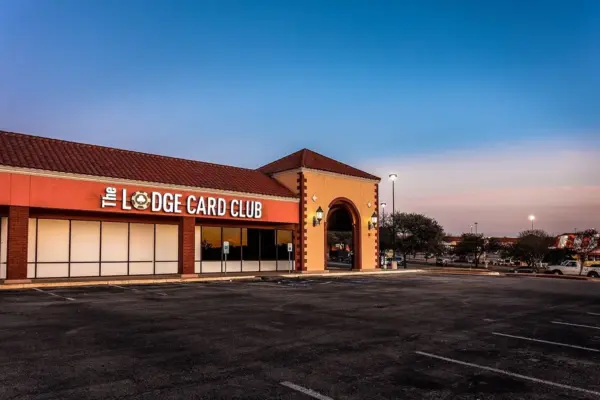 The seizure of 2 million dollars at The Lodge without charges causes outrage - CodigoPoker