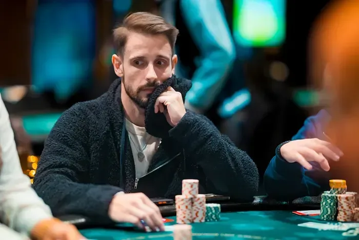A player tanked for 15 minutes for 292 dollars at the Aussie Millions