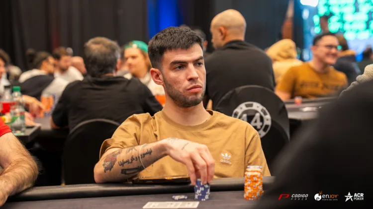 Luciano Piaggesi broke the bubble and is going for glory at the Irish Poker Open - CodigoPoker