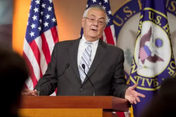 Barney Frank passed away, a political pioneer in the defense of regulated online poker - CodigoPoker