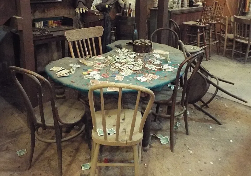 How long did the longest poker game in history last?