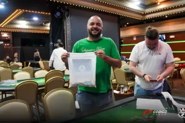 Steven Thompson was the best of Day 1B of the Main Event - CodigoPoker