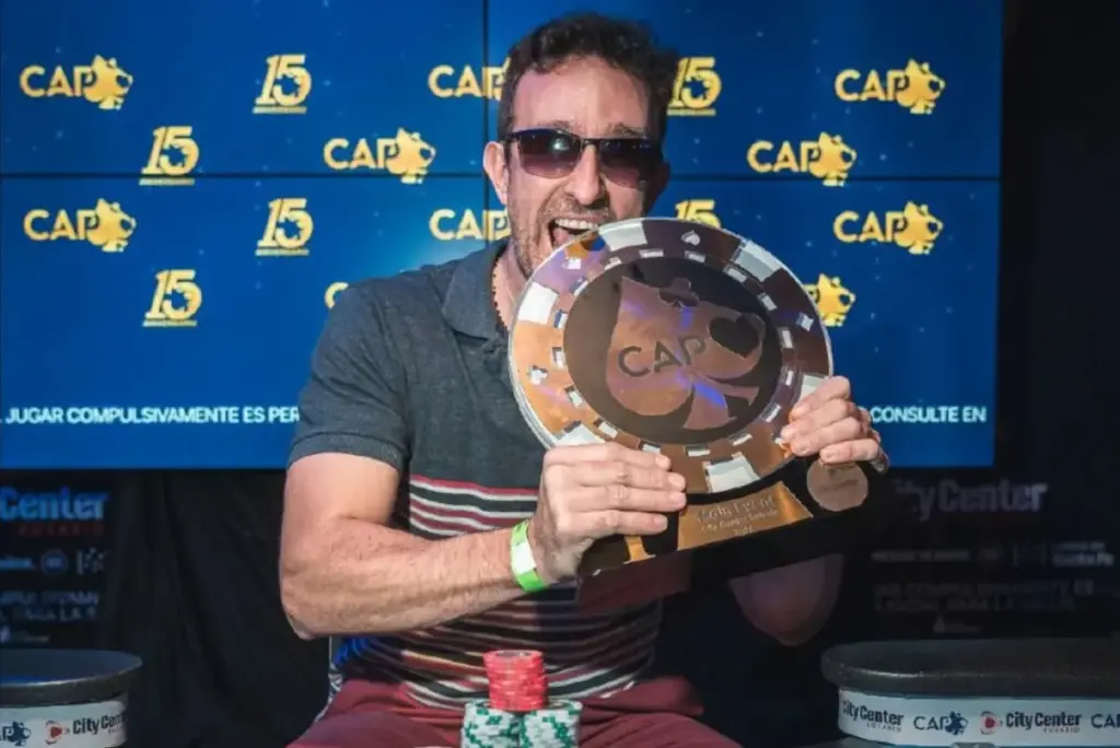 Franco Gasparini se quedó con el Main Event del CAP Rosario