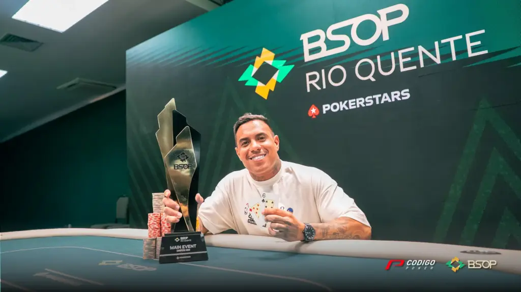 Rafael Cunha es el campeón del Main Event en el BSOP Rio Quente