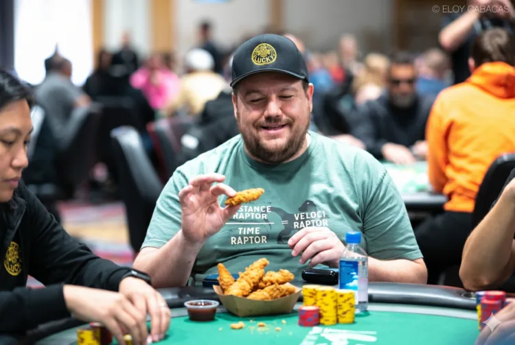 ¿Foldearías una prop bet de US$250K para dejar de comer "chicken fingers"? Shaun Deeb sí - CodigoPoker