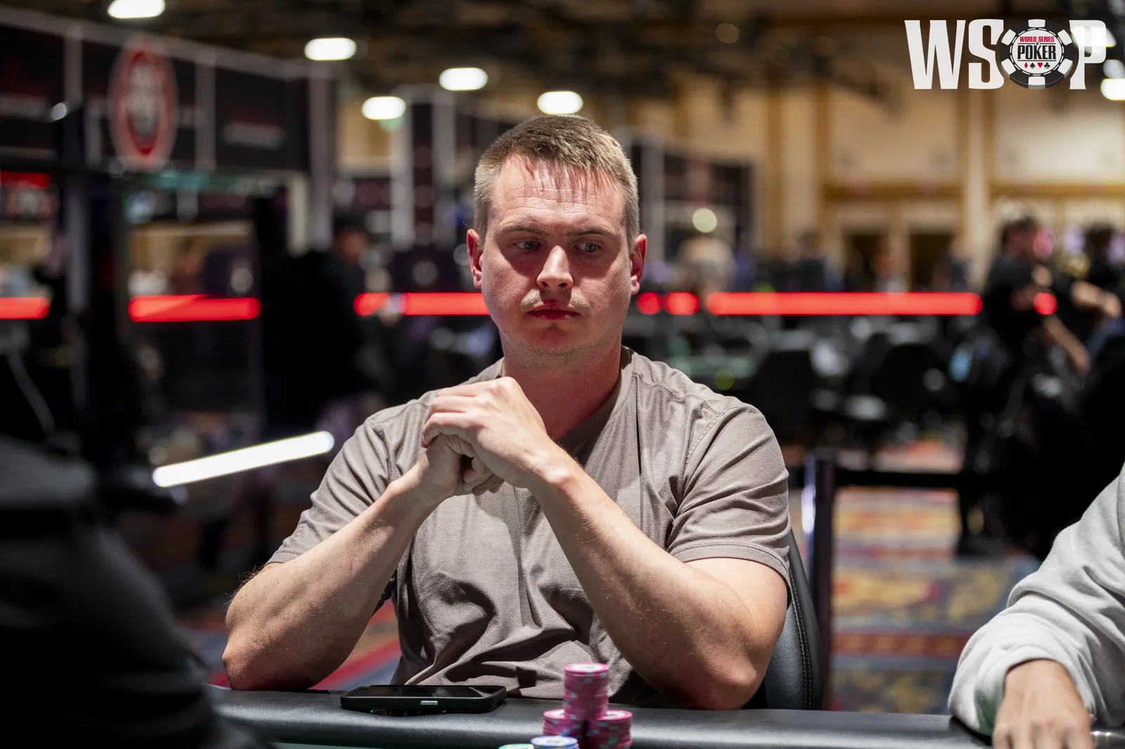 Stephen Hubbard lidera a los finalistas y Mantel cobró en el Evento #12 de la WSOP - CodigoPoker
