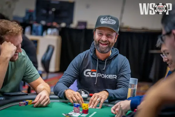 Daniel Negreanu y Alex Foxen pelean arriba en el Evento #17 de la WSOP - CodigoPoker