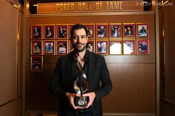 Nick Schulman debuted as a radio host and told his origin as a player - CodigoPoker