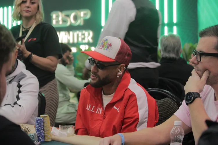 "¡Ocúpense de su propia vida!": Neymar respondió a las críticas... desde una mesa de poker -