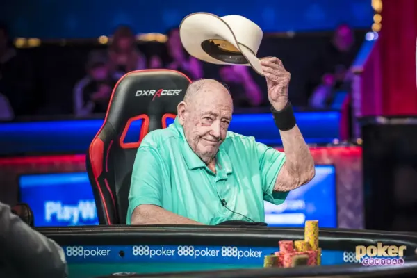 Las leyendas no mueren: un video de 30 minutos con las mejores manos de Doyle Brunson - CodigoPoker