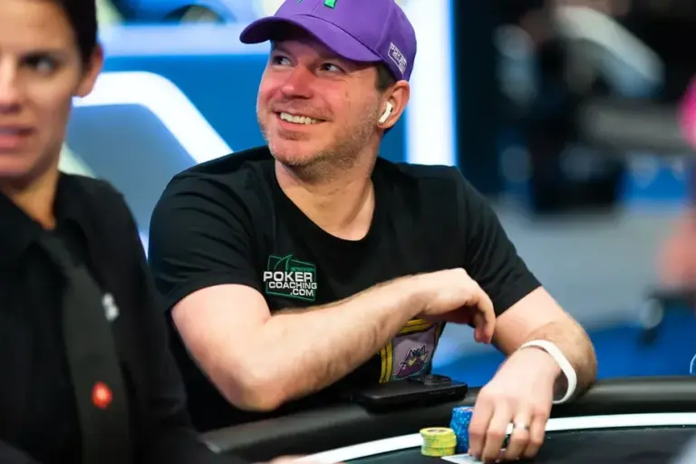 Jonathan Little analyzes one hundred different poker hands in his new book