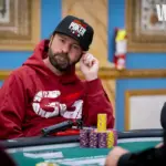 Daniel Negreanu sufre pero avanza al Día 4 del WSOP Super Circuit de Canadá - CodigoPoker