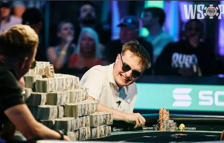 El nuevo objetivo de Lucas Jumalon tras ganar la WSOP: «Quiero traer el poker online de vuelta a EE.UU.»