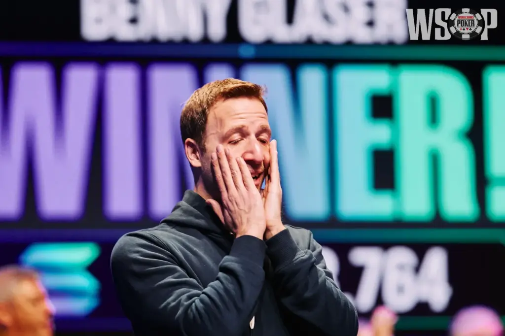 Benny Glaser responded to Niklas Astedt's attack and extended his historic record at the WCOOP