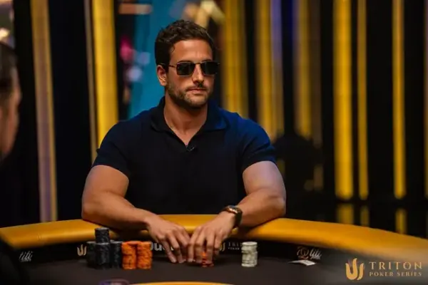 Seth Davies lidera el torneo aniversario de Triton con João Simão al acecho - CodigoPoker