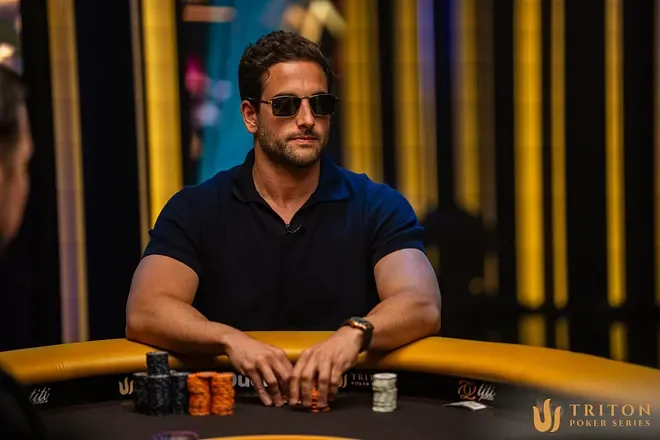 Seth Davies lidera el torneo aniversario de Triton con João Simão al acecho - CodigoPoker